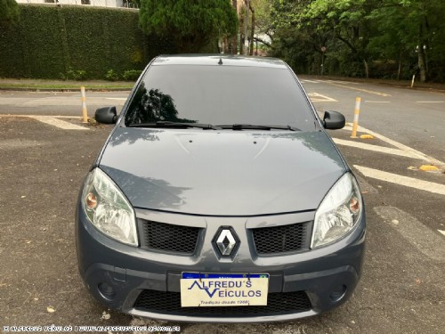 Renault SANDERO EXPRESSION 1.0 2009/2010